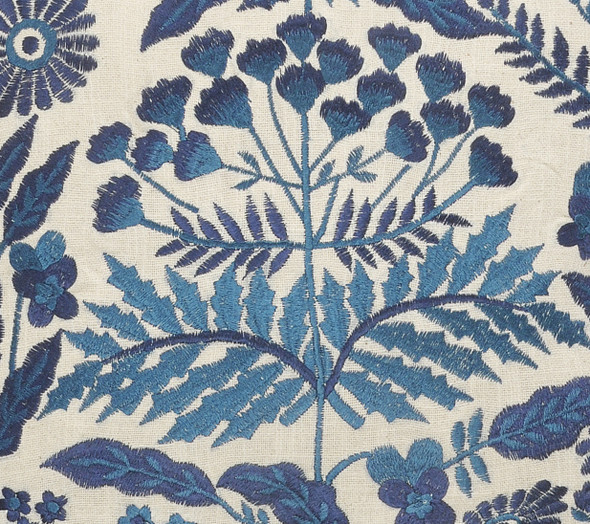 LR Home Dynasty 7507 White Navy Pillow