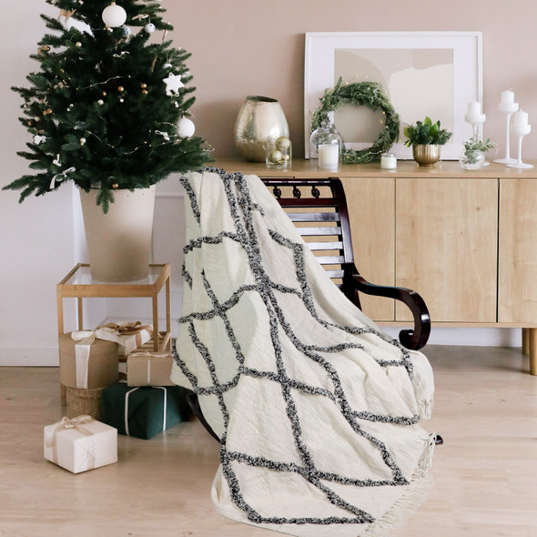 LR Home Diamond 80143 Black Natural Throw