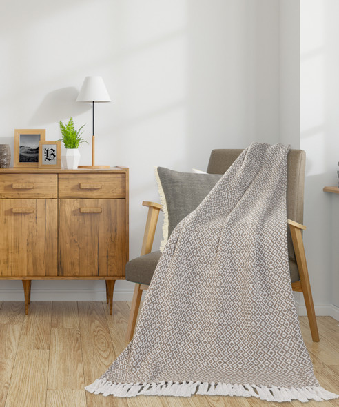 LR Home Rhombus 80180 Beige Ivory Throw