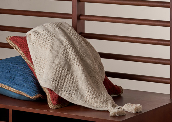 LR Home Belgium 81187 Beige Throw