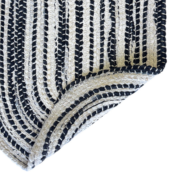 Capel Intricate 0165-300 Tuxedo Rug