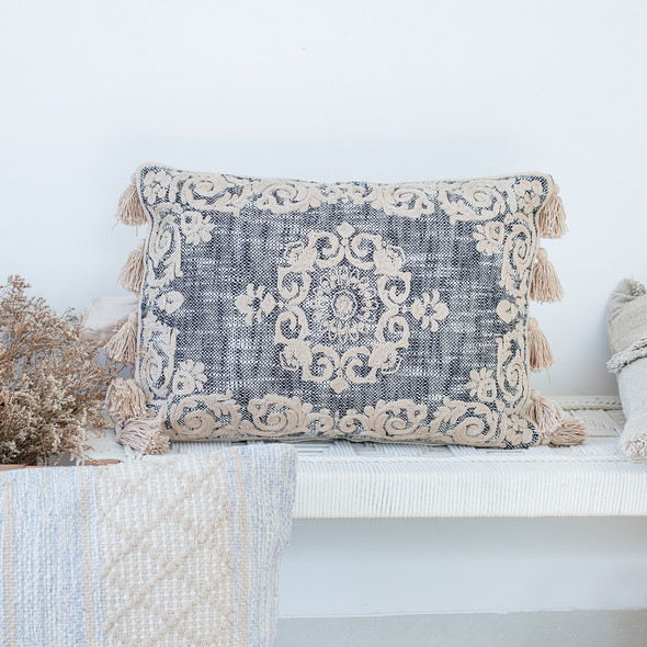LR Home Dynasty 07506 Gray Ivory Pillow