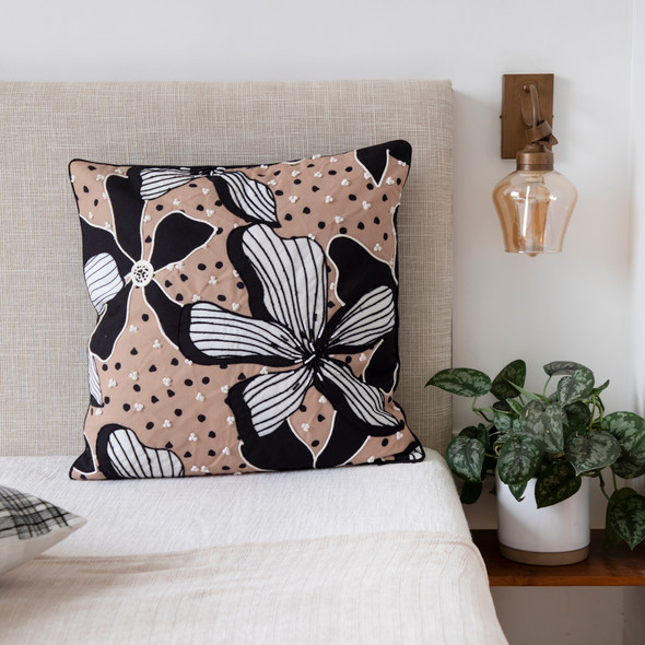 LR Home Stacy Garcia 08645 Beige Black Pillow