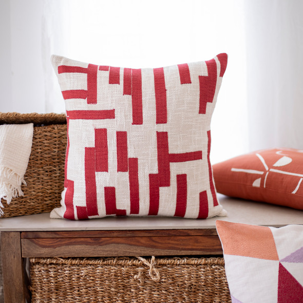LR Home Stacy Garcia 08649 Red Ivory Pillow
