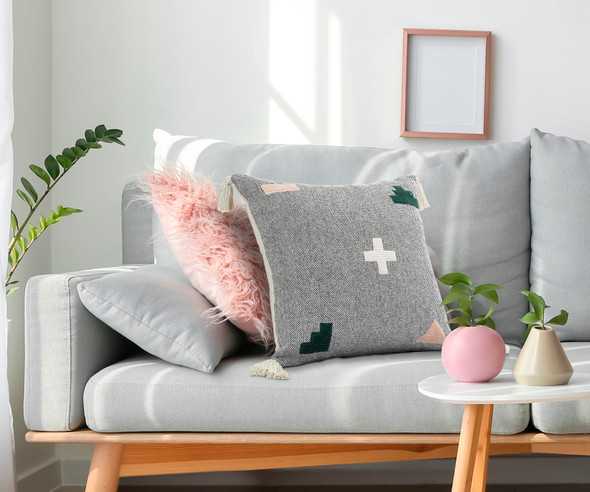 LR Home Zeal 07717 Gray Black White Hunter Green Spanish Villa Pillow