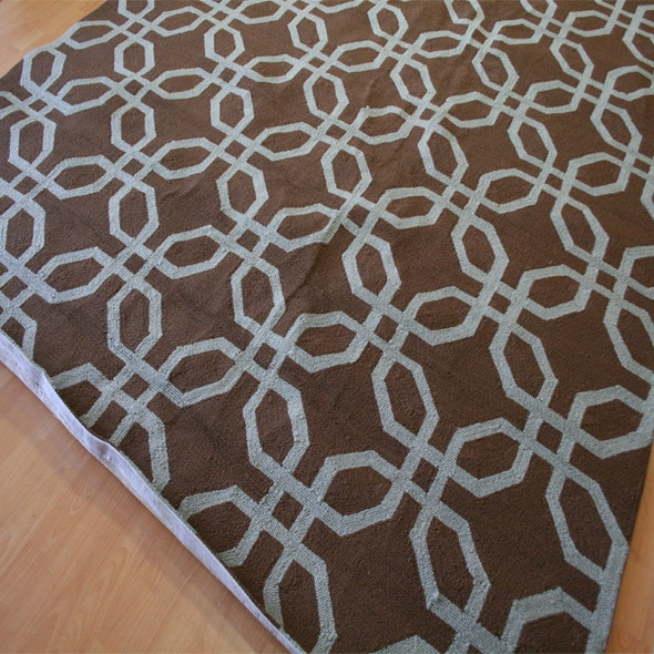 Indoor/Outdoor Hooked Polypropylene - Chocolate - 8 x 10