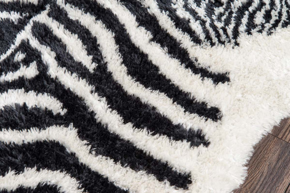 Momeni Novogratz Kalahari KAL-1 Black Rug