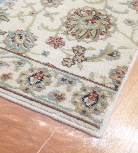 Sultana SU-21 Ivory Traditional Persian Carpet Stair Runner