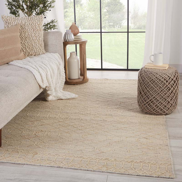 Jaipur Living Emblem EMB02 Celia Area Rug
