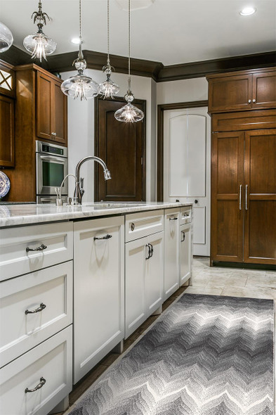 Feizy Bleecker 3589F Gray White Rug