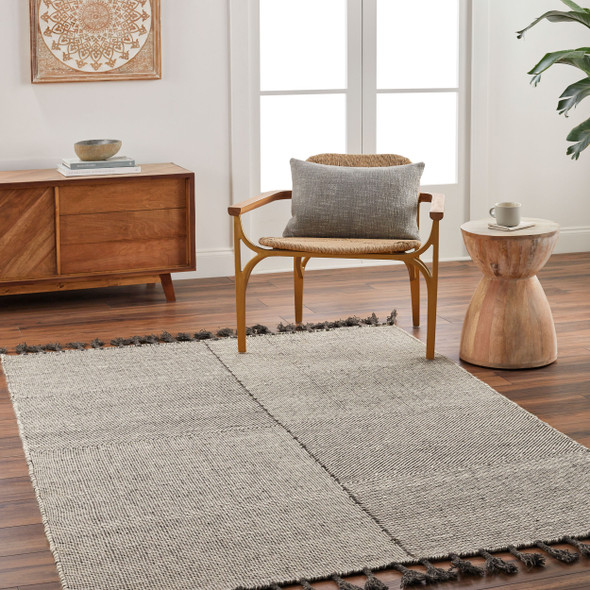 Surya Vivian VVI-2302 Area Rug