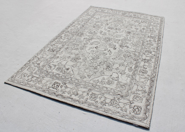 Dynamic Legend 7486-110 Ivory Natural Rug