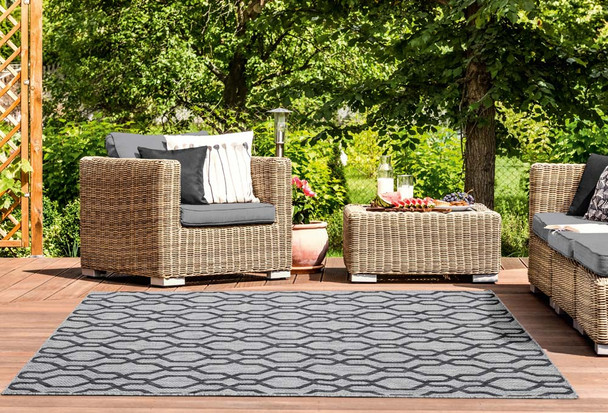 United Weavers Augusta 3900 10470 Belle Mare Black Rug