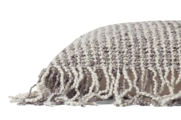 Loloi Pillows PLL0033 Ivory Beige Pillow