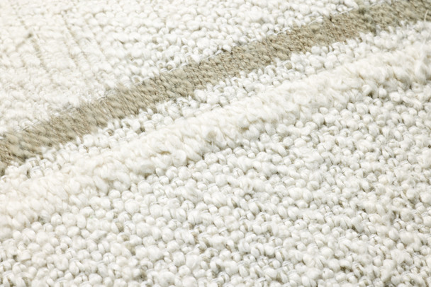 Loloi PLL0192 Ivory Moss Pillow