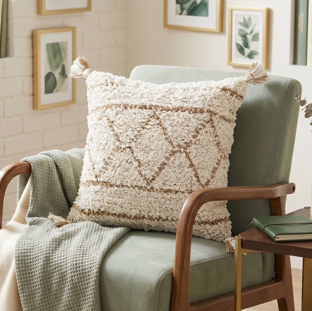 LR Home Reed 07740 Ivory Beige Pillow