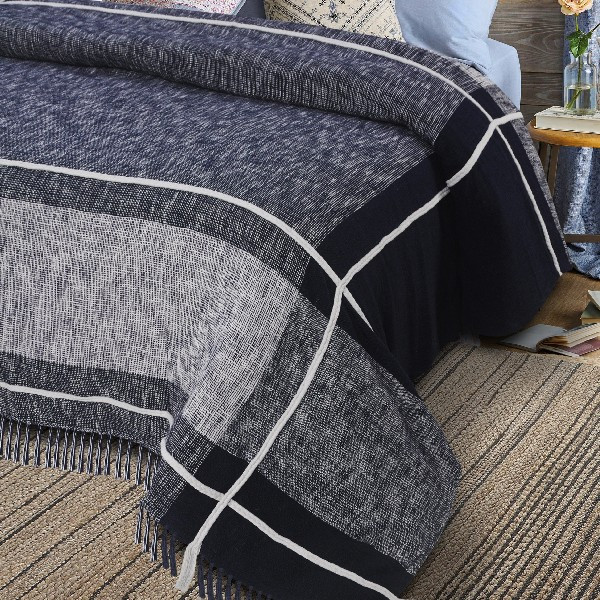 LR Home 81484 Navy White Coverlet