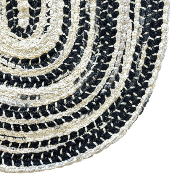 Capel Intricate 0165-300 Tuxedo Rug