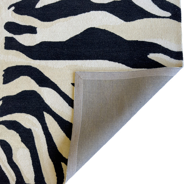 Capel Fauna-Zebra 3255-350 Onyx Rug