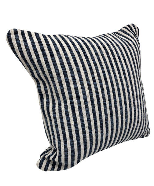 LR Home Quincy 04651 Blue White Pillow