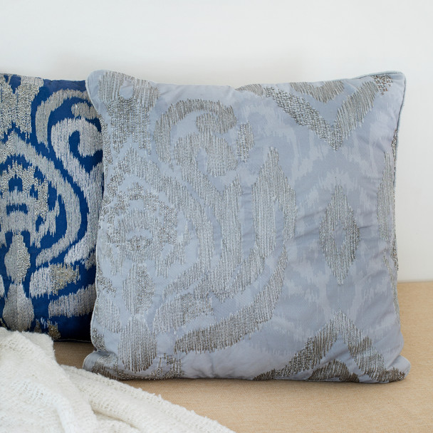 LR Home Cosmopolitan 08477 Silver Gray Pillow
