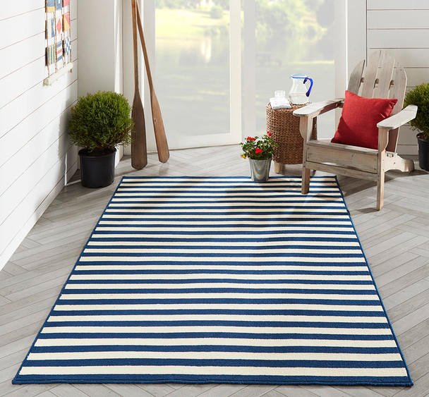 Baja BAJ-01 Navy Rug by Momeni