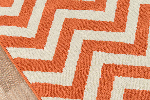 Baja BAJ-09 Orange Rug by Momeni