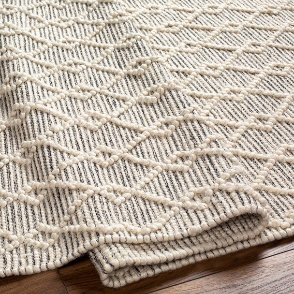 Livabliss Hemingway HMG-2304 Area Rug