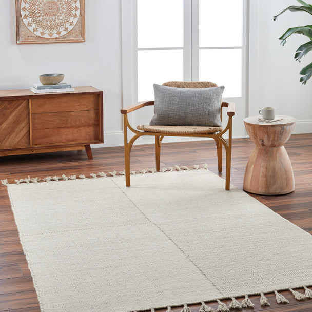 Surya Vivian VVI-2300 Area Rug
