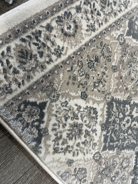 Peppero 2782 Ivory Stair and Hall Runner