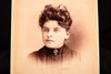Late 1800s Elizabeth Moss Look-a-Like Cabinet Card Photo Wild Curls Portrait V23