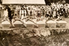 Leesburg VA Plane Crash Mass Burial 9¼x6⅝ 1947 AP Wire Photo V38