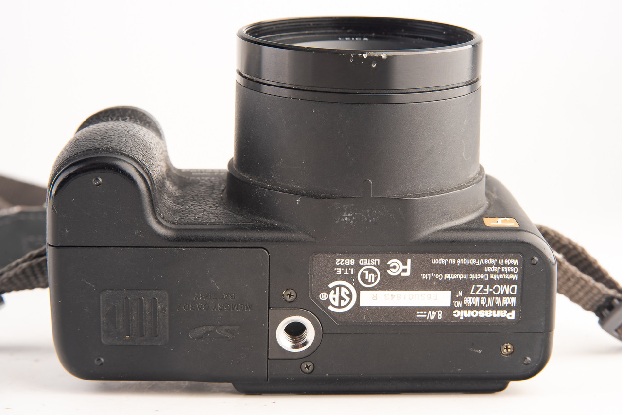 Panasonic LUMIX DMC-FP7 (良品） Panasonic DMC-FP7 Review