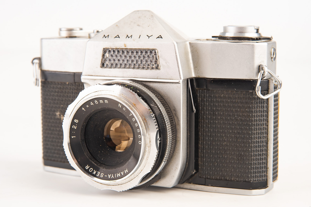 Mamiya Family Korvette Saturn 35mm SLR Film Camera w Sekor 48mm f