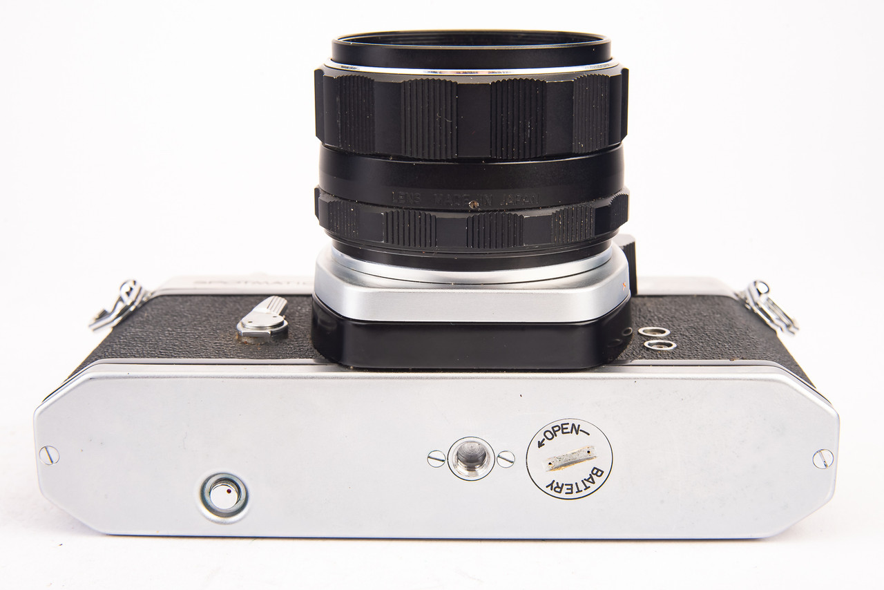 Pentax Spotmatic 35mm SLR Film Camera 1972 25 Year Service Pentax Spotmatic 35mm SLR Film Camera 1972 25 Year Service