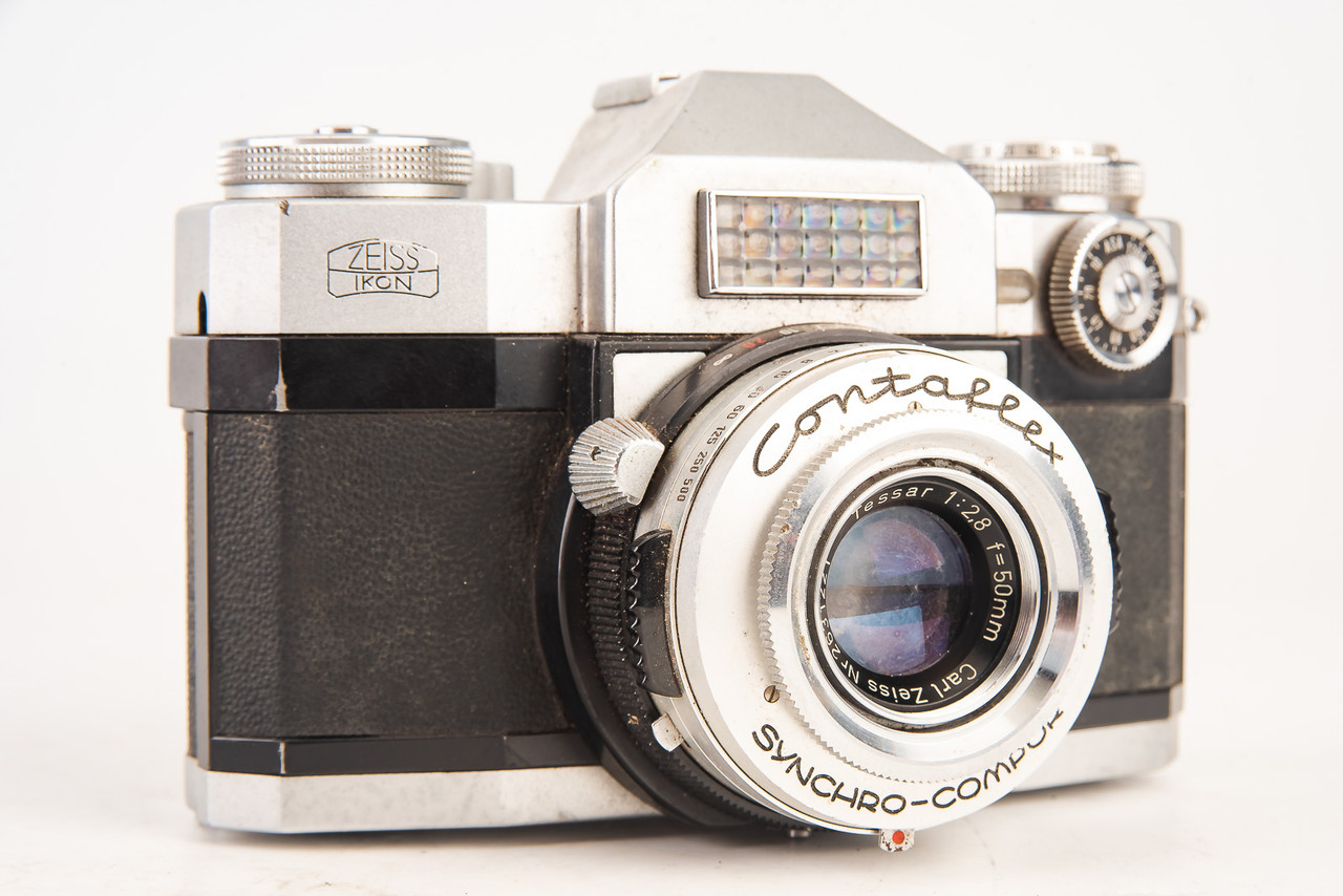 Zeiss Ikon Contaflex Super 35mm SLR Film Camera with Tessar