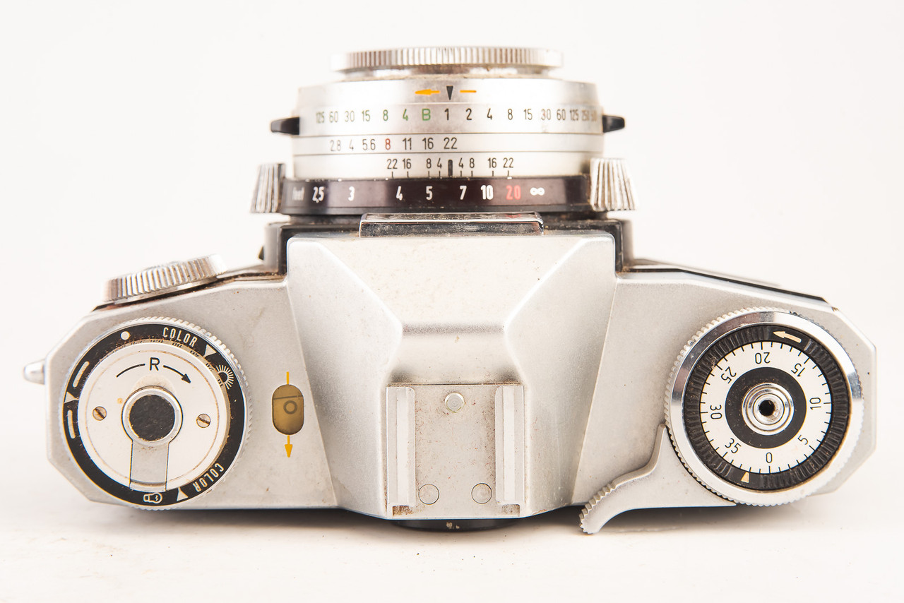 ZEISS IKON Contaflex フィルムカメラ Zeiss-Ikon Contaflex Super (1959) - mike eckman dot com