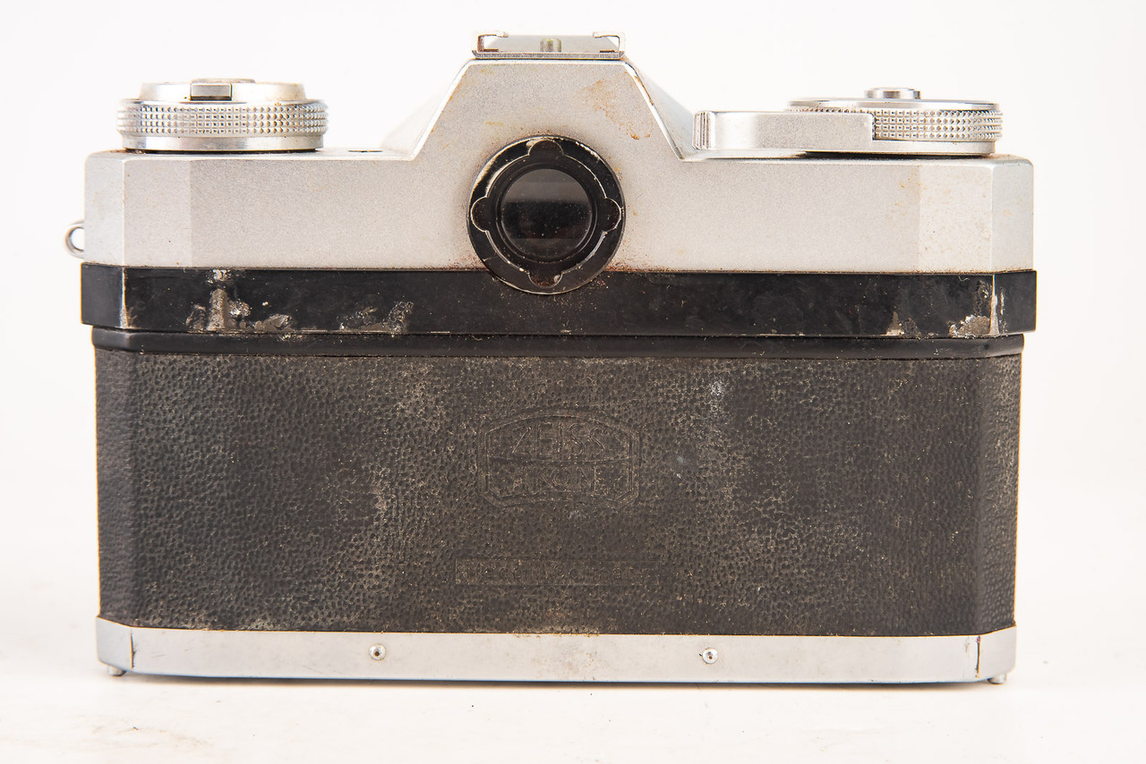 Zeiss Ikon Contaflex Super 35mm SLR Film Camera with Tessar