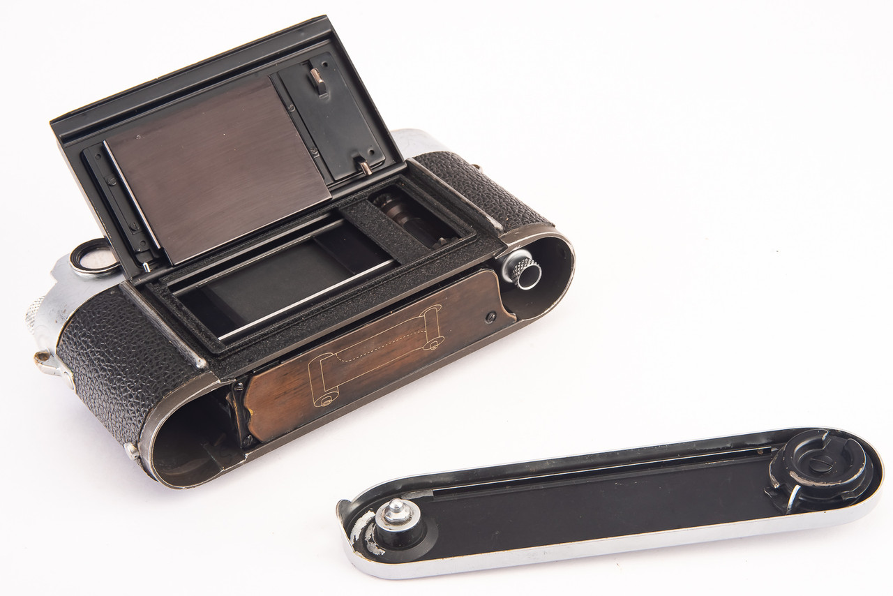 【ジャンク】LEICA M3 body Amazon.com : Leica M3 Single Stroke Camera Body : Electronics