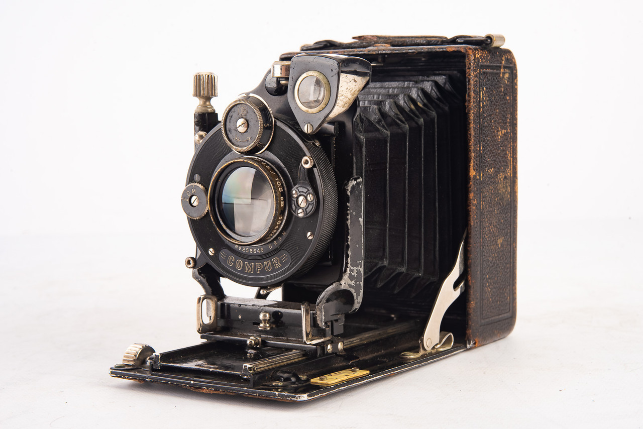 Rietzschel Reform-Clack 6.5x9cm Folding Camera w Tri Linear 10.5cm