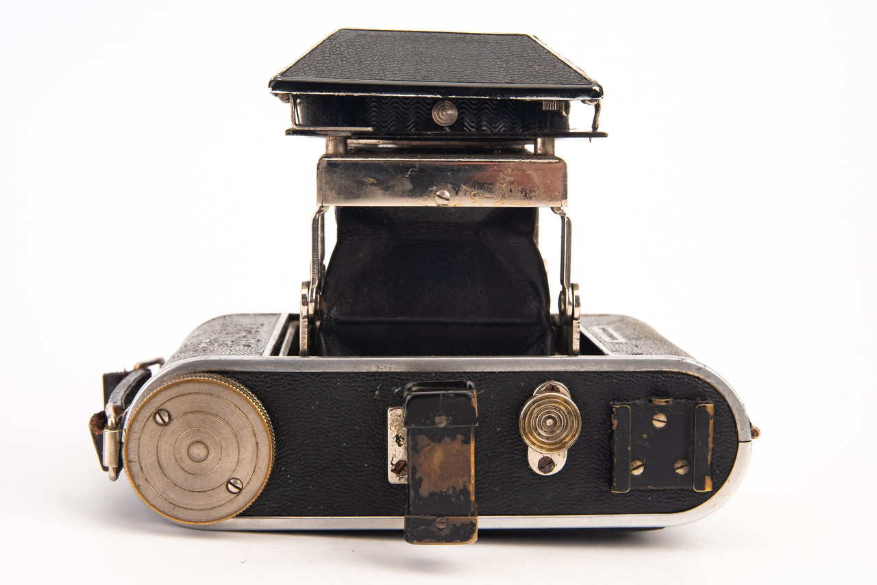 Kochmann Korelle 6x6 120 Roll Film Strut Camera with Radionar 75mm