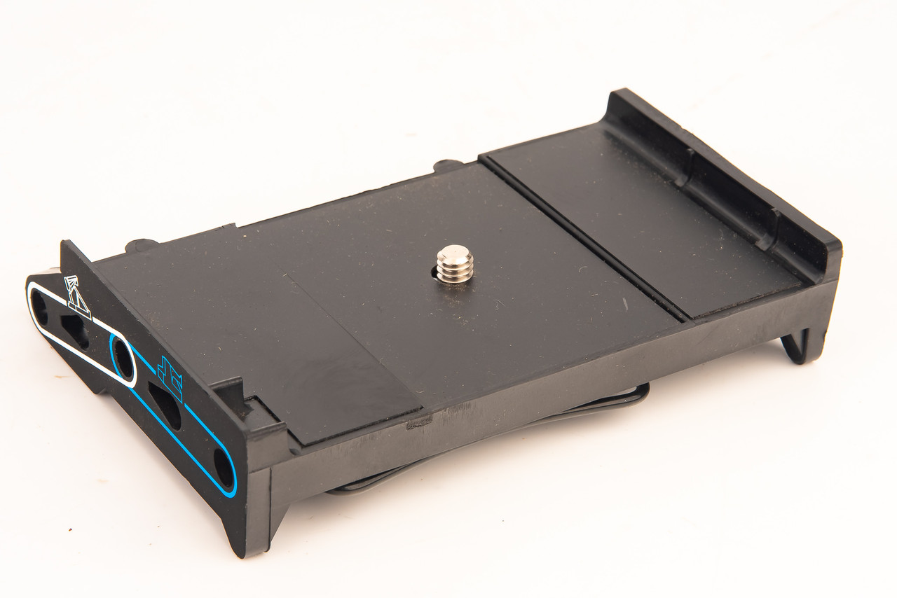 Polaroid 2352 SX-70 Camera Accessory Kick Stand Tripod Mount NEAR