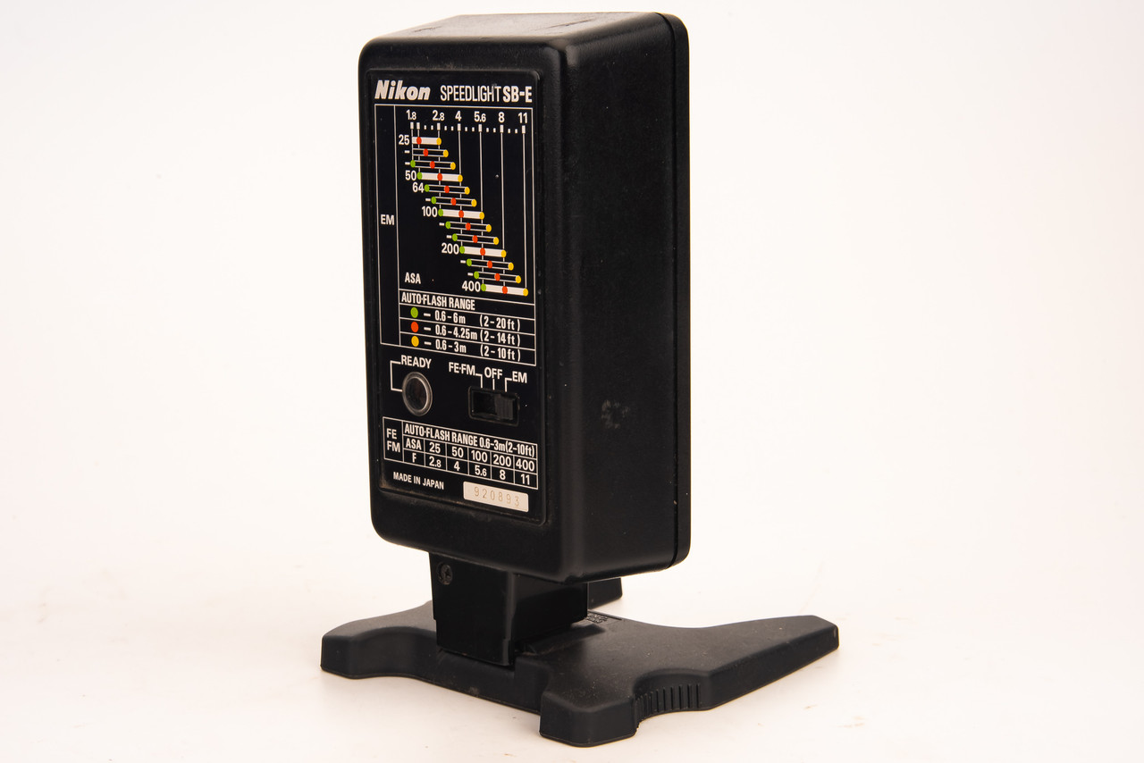Nikon EM SB-Eスピードライト付き Nikon Speedlight SB-E Shoe Mount Xenon Flash for EM FE FM
