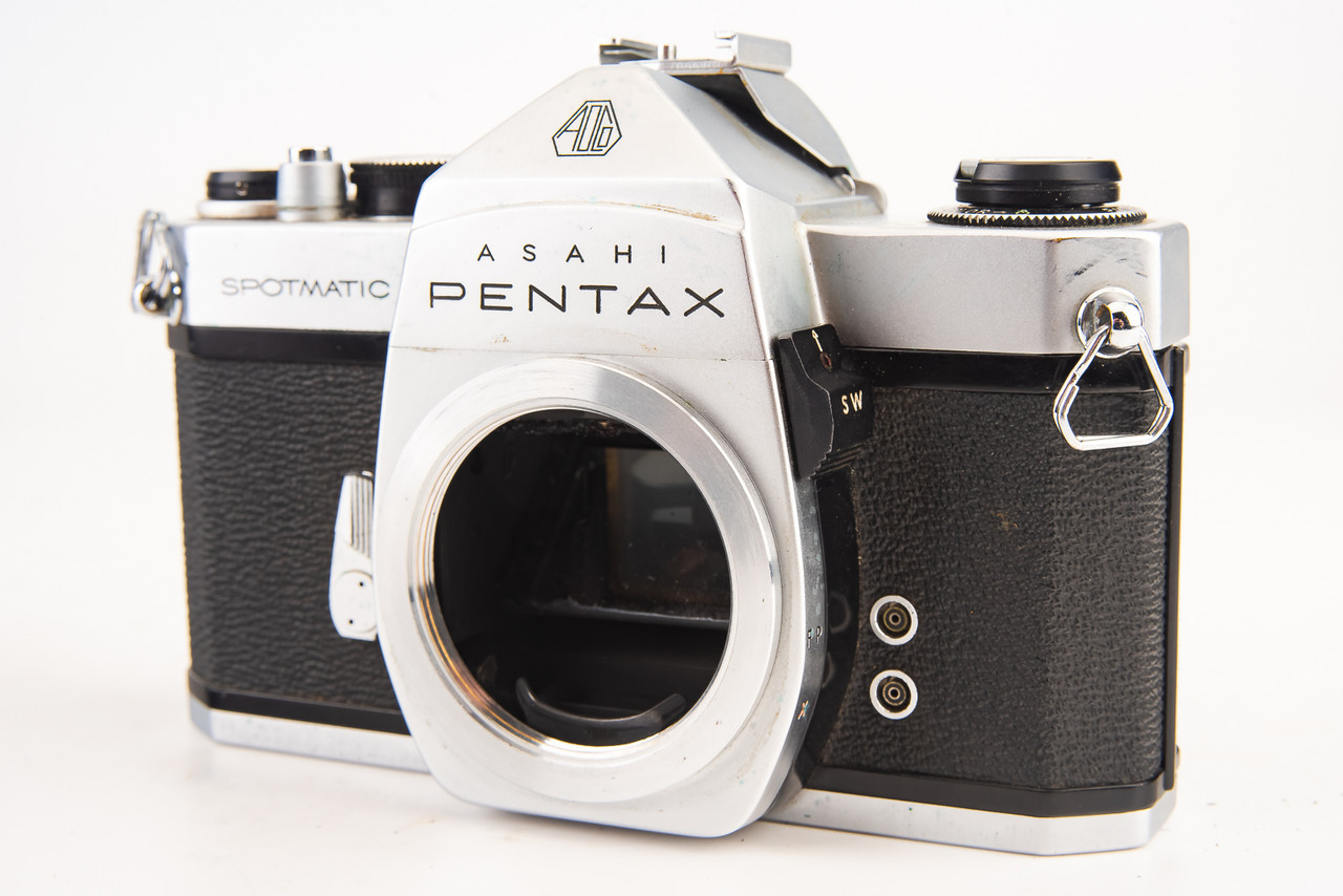 Asahi Pentax Spotmatic SP 35mm SLR Film Camera Body M42 Screw