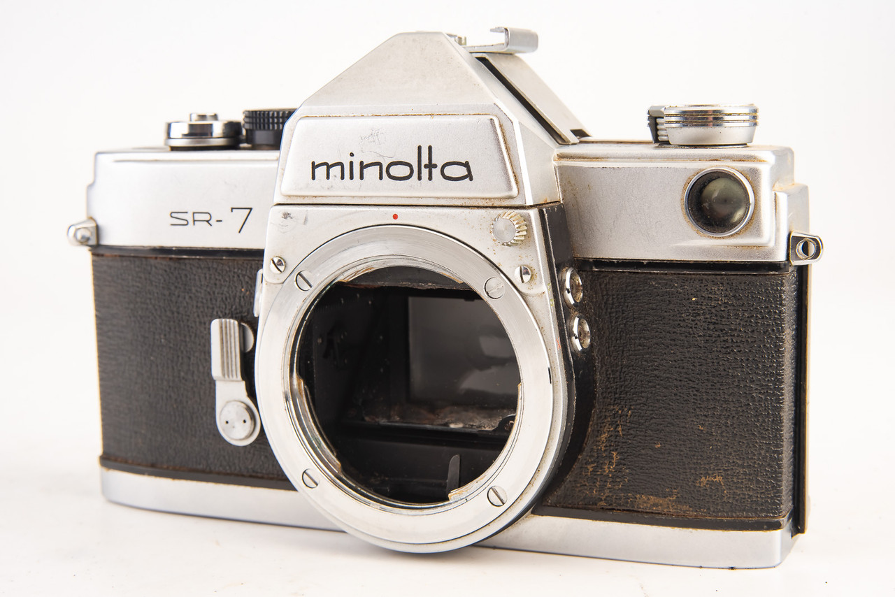 Minolta SR-7 35mm SLR Film Camera Body Meter WORKS Battery TESTED