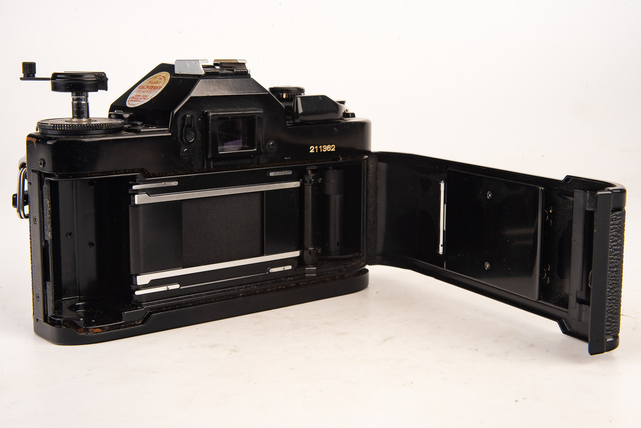 Canon A1 A-1 35mm SLR Film Camera Body Vintage Battery Tested