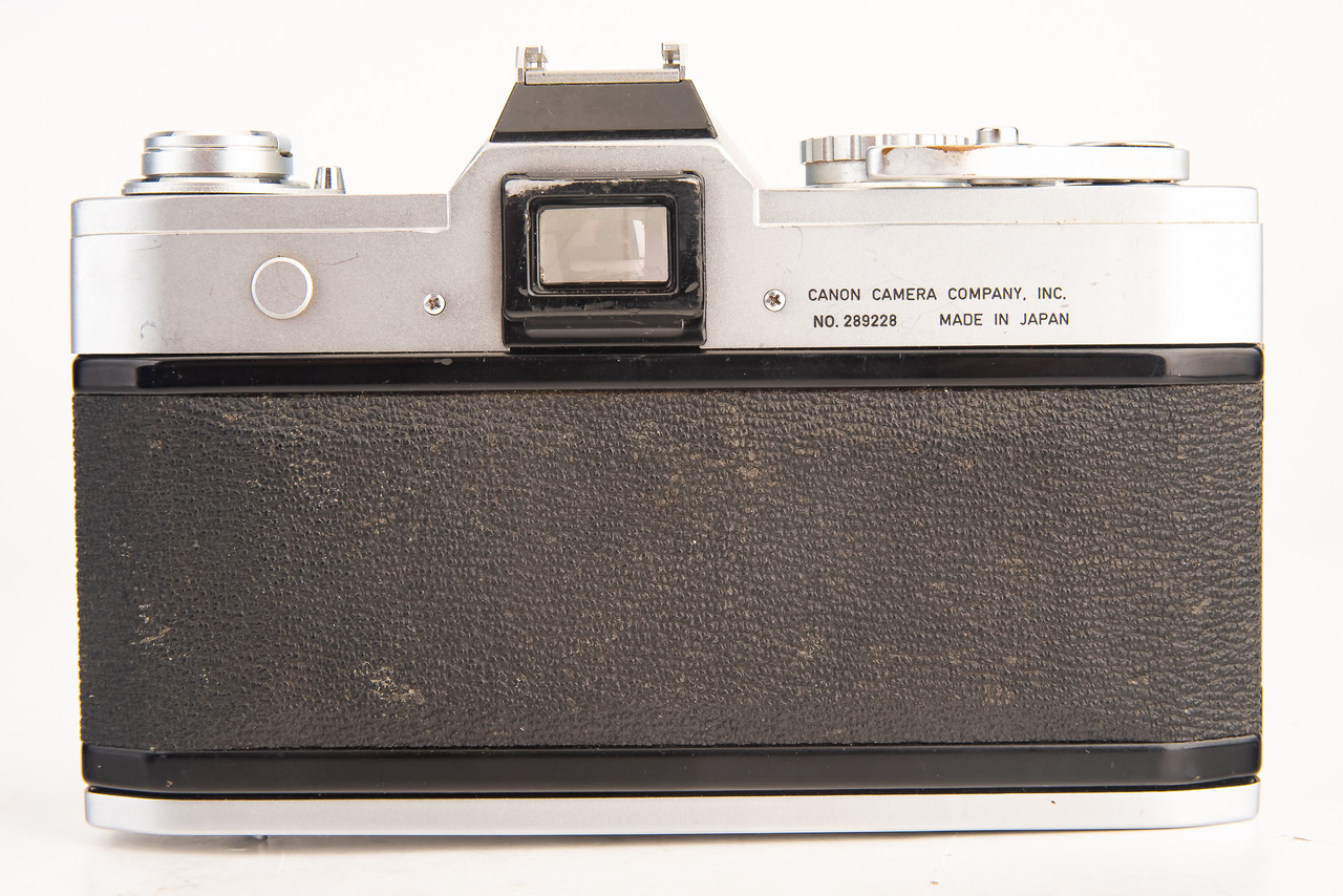 Canon FT QL 35mm SLR Film Camera Body FD FL Mount Vintage V29