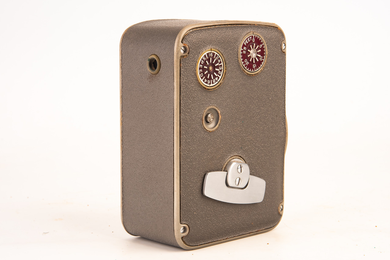 【ヴィンテージ】Bell&Howell Magazine Camera Bell & Howell Magazine 172 8mm Film Cine Camera Body in Case