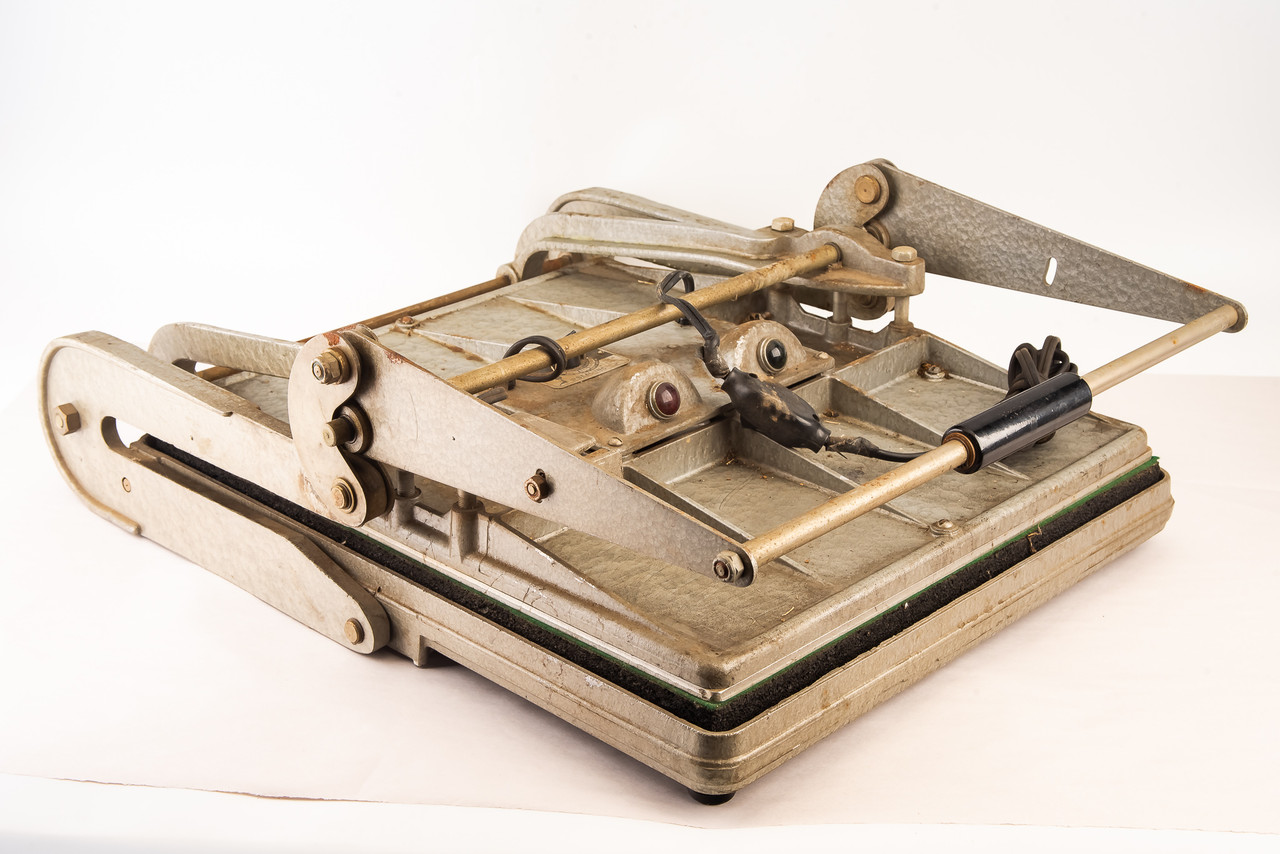 Seal Inc Jumbo 150 Table-Top Heat-Activated Dry Mounting
