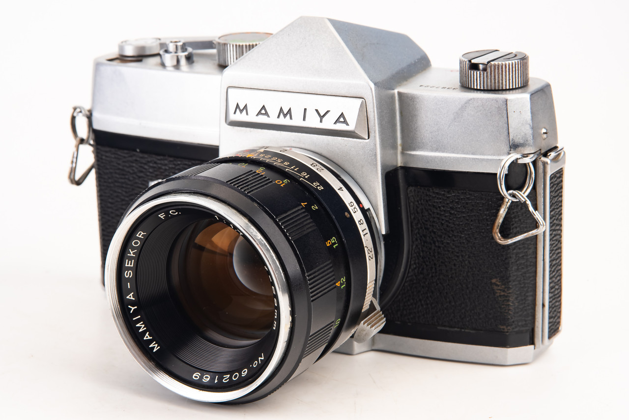 MAMIYA SEKOR F.C. 1.7/58 Prismat NP用 Mamiya Prismat NP 35mm SLR Film Camera with F.C. 58mm f/1.7